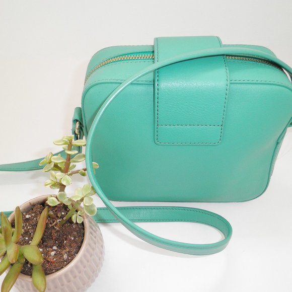 Kate Spade Isla Mint Green Crossbody Camera Bag - Picture 4 of 7